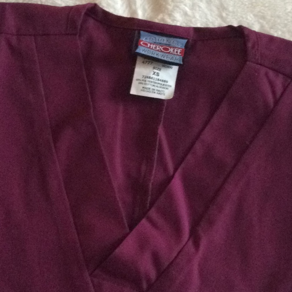 Scrub Top - Picture 4 of 5